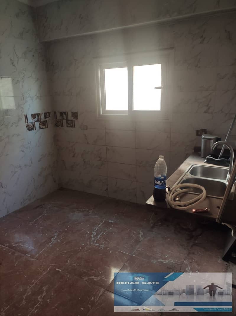 22 db3b8433-97bc-4d61-ae92-a6cc2725aa85. jpg