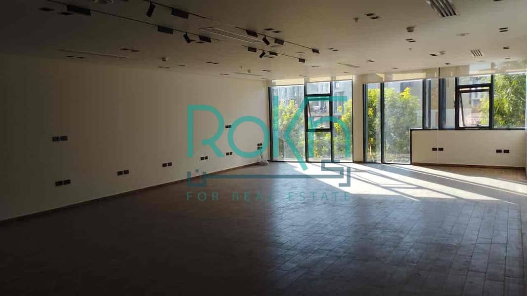 2 118c6083-3778-4528-ab7a-06fd1b32666f. jpg