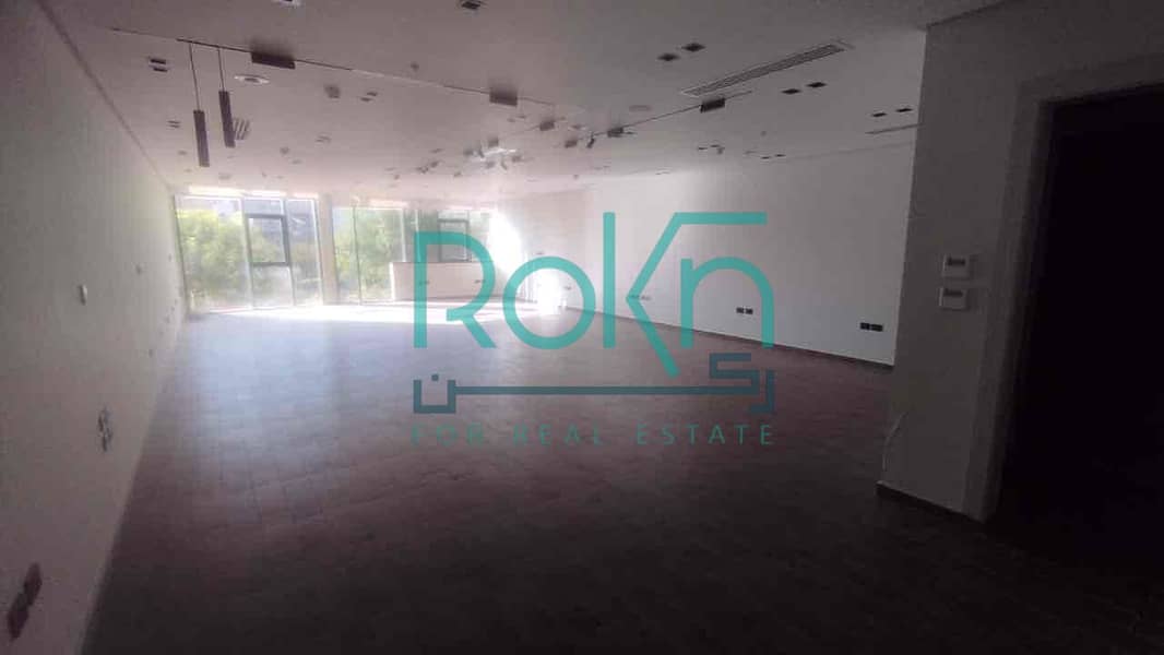 8 50eb71ad-3bc6-45dc-9298-90bf43468333. jpg