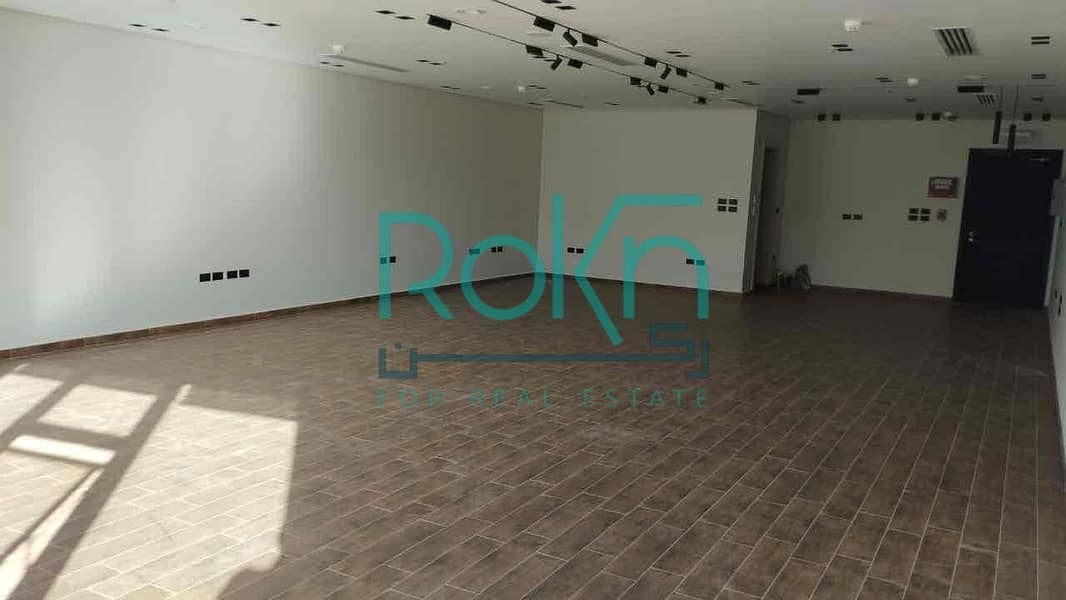 10 94c891d5-cd51-4dc7-addb-dd17c46cee03. jpg