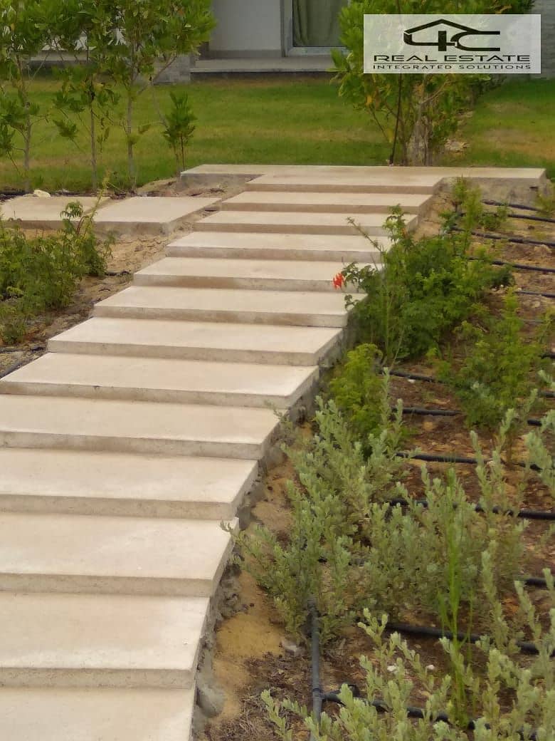 5 WhatsApp Image 2025-11-12 at 8.15. 52 PM. jpeg