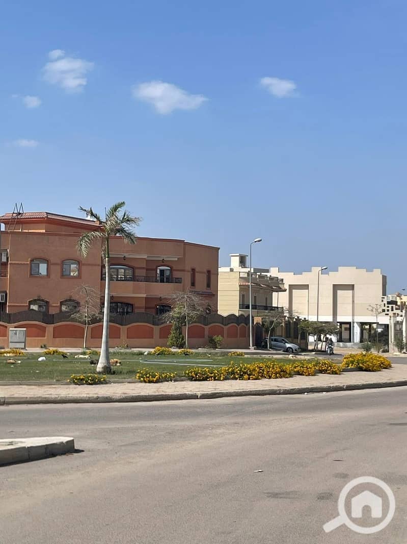 14 761d1e5d-c70c-48dc-8165-d738edaafd77. jpg