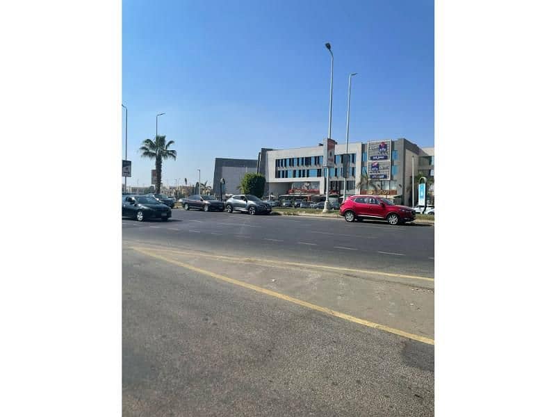 23 cd7ff319-b4d1-41a2-a858-456c41c98b53. jpg