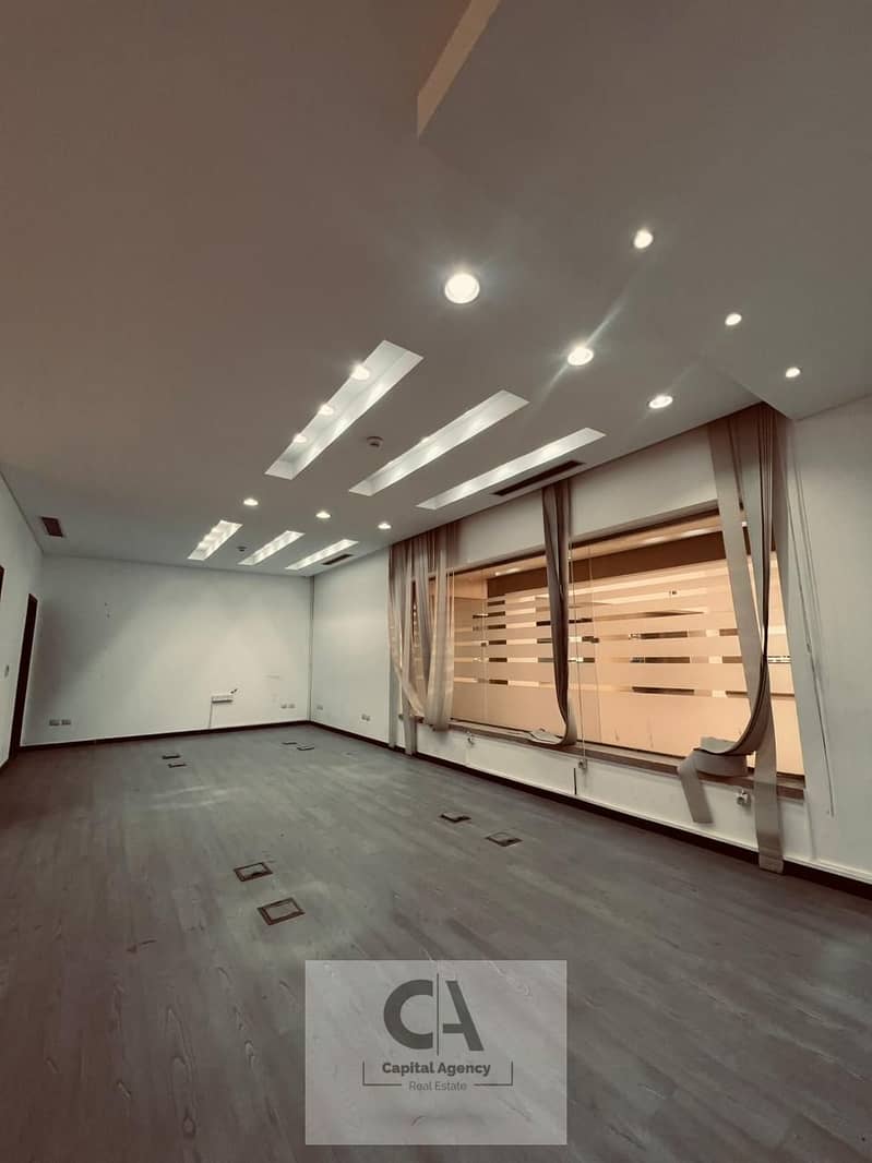 2 fbafa541-f870-43d9-b9ad-56e3a5bd0fa0. jpg