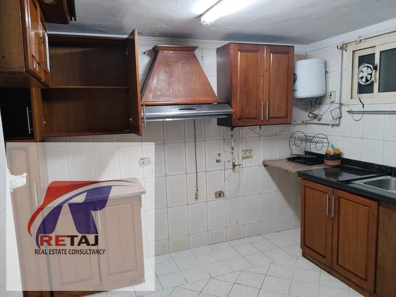 6 02aa5aeb-15d0-4100-ab35-800467278627. jpg