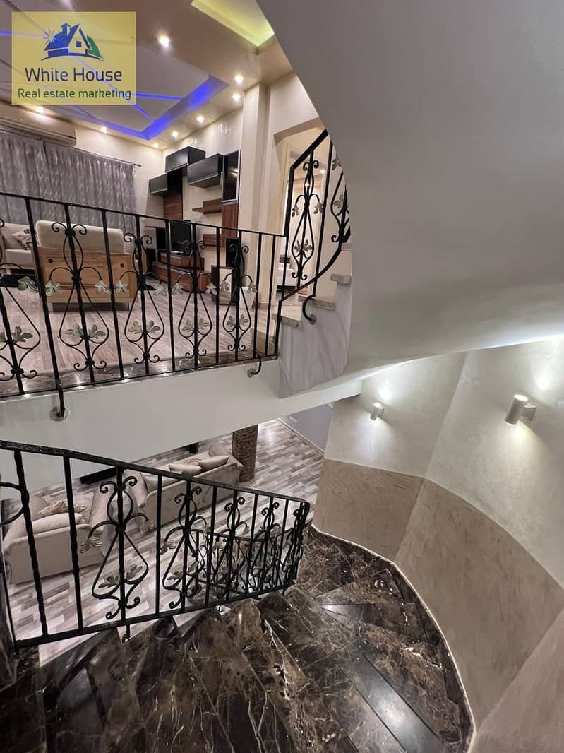 32 WhatsApp Image 2025-11-17 at 2.28. 27 PM (1). jpeg