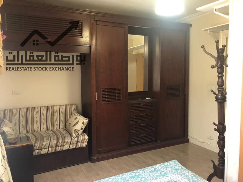 8 33d89fc2-b32e-4ab1-ad67-7bc5b2f91d9b. jpg