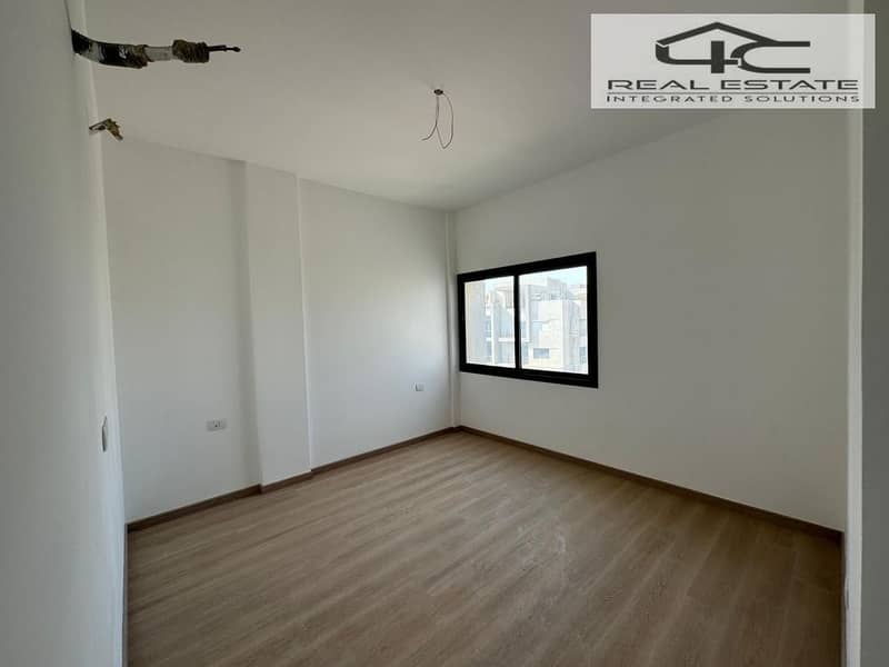 8 WhatsApp Image 2025-11-17 at 1.23. 31 PM. jpeg