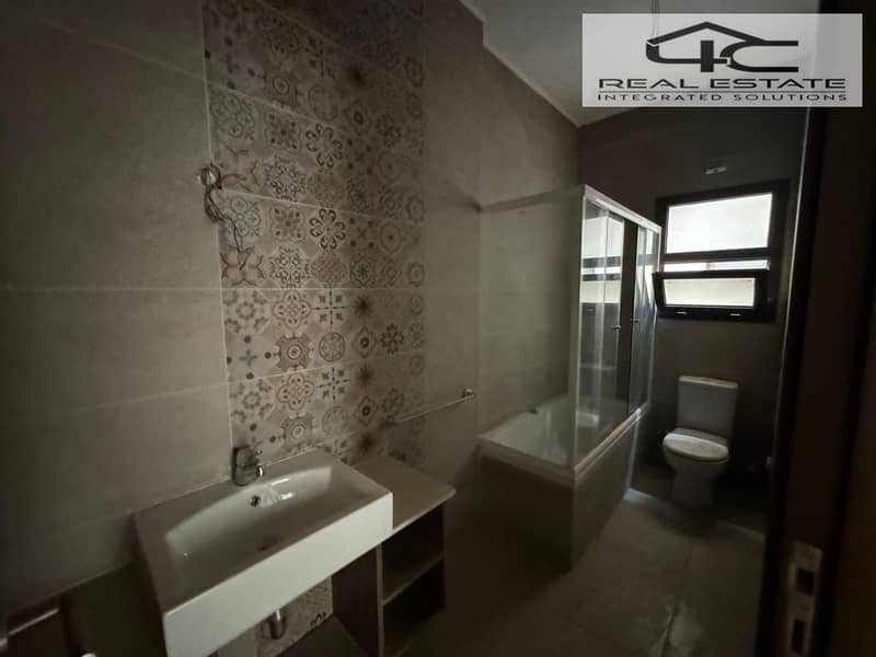 13 WhatsApp Image 2025-11-17 at 1.23. 33 PM (2). jpeg