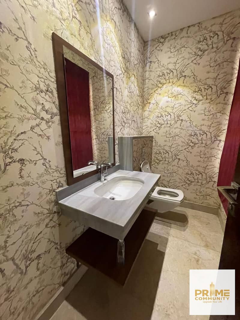 6 WhatsApp Image 2025-11-09 at 17.38. 18_9aeb209f. jpg