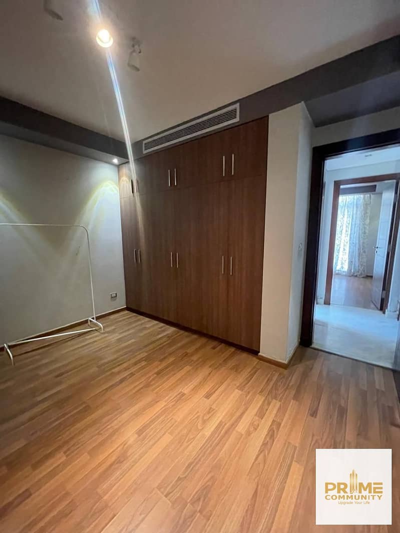 8 WhatsApp Image 2025-11-09 at 17.38. 19_910bcedb. jpg