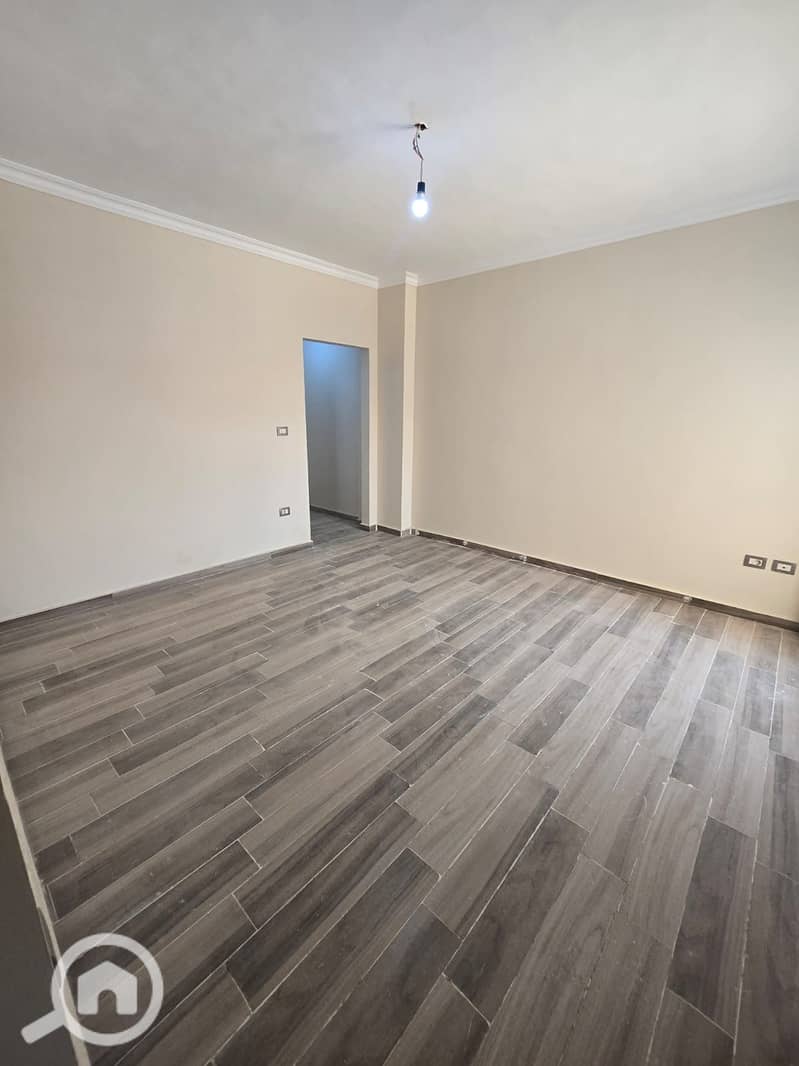 10 WhatsApp Image 2025-10-08 at 11.53. 38 AM. jpeg