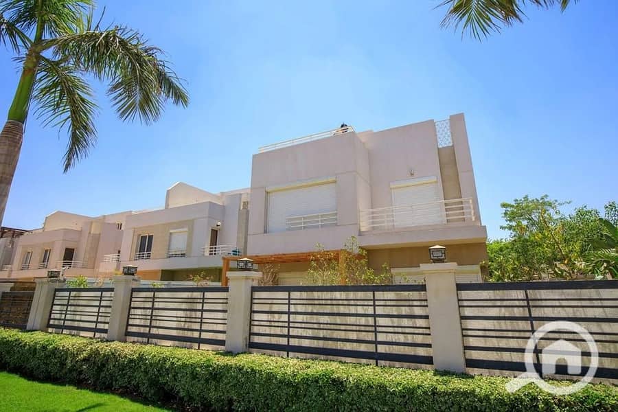 6 558072569_25006132762314048_753345399572934046_n. jpg