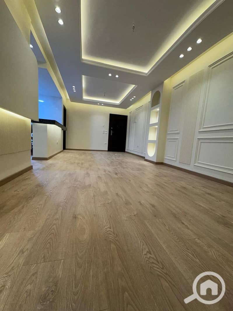 33ab4660-57ee-4831-86f3-76e12b4faa98. jpg