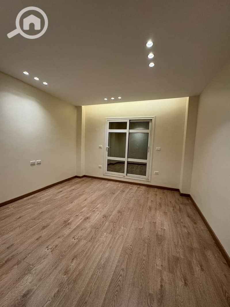 2 31aabca4-890d-4d7b-9b8d-1a0427c0e08b. jpg