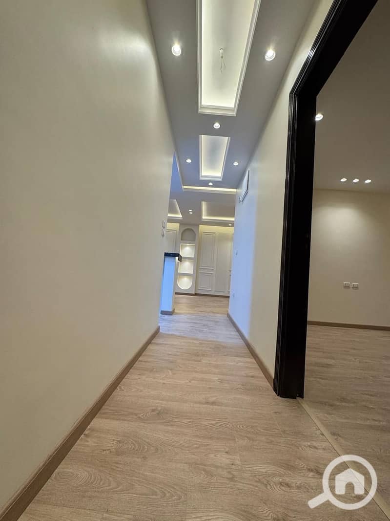 10 a18a0461-5122-4fe4-9ebc-19904fc060a2. jpg