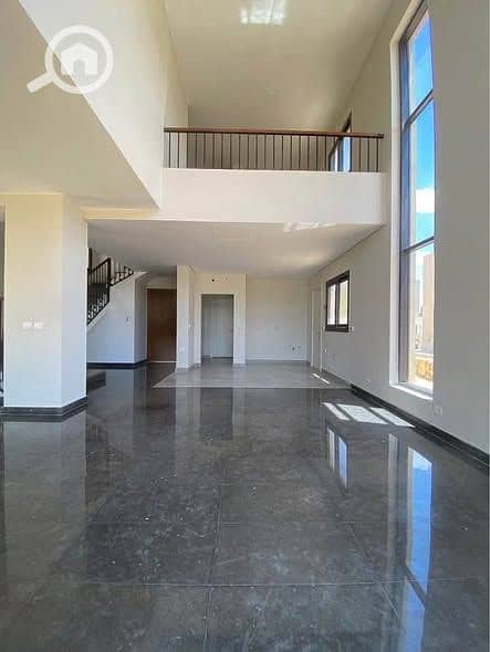 4 576609135_1901578447384152_7000889712219644048_n. jpg