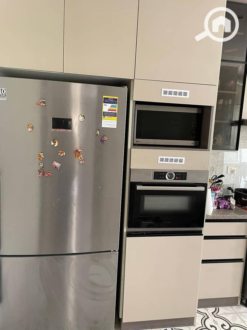 3 6ae4c106-cfe0-4bd6-bd67-419aea970355. jpeg