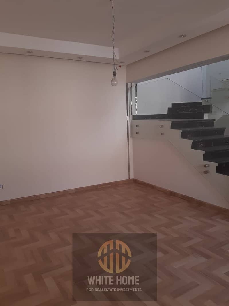 4 56baa860-cd6e-4129-a027-b9fdf2d618ac. jpeg