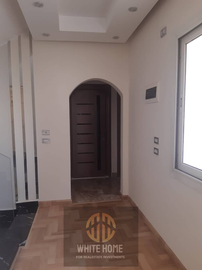 5 ae23d4d5-7932-4a05-84db-e20566bf55a3. jpeg