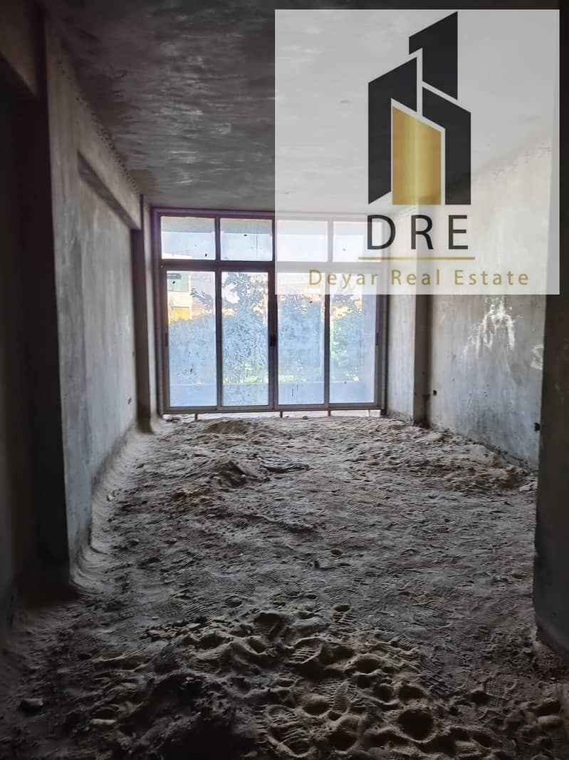 4 2cba2900-96ab-4a32-accd-824234b29b2c. jpg