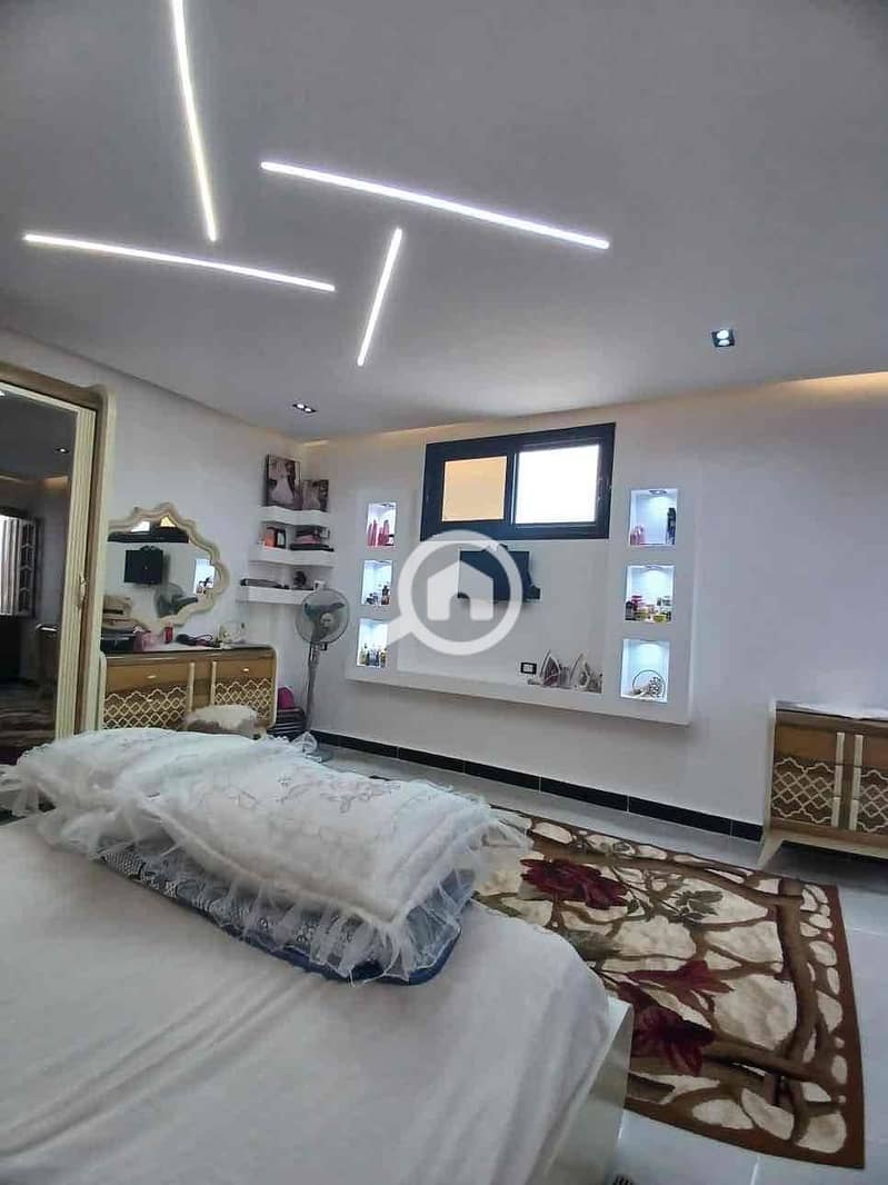 22 9f4db76c-a212-4b17-a1cb-685ddc09056f. jpg