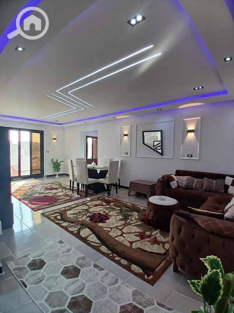 24 372b5968-de4e-48a5-821c-25d8089a7b86. jpg