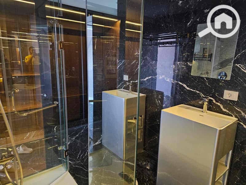 5 2e321d09-99fa-42c0-8ef4-802dd63f0e55. jpg