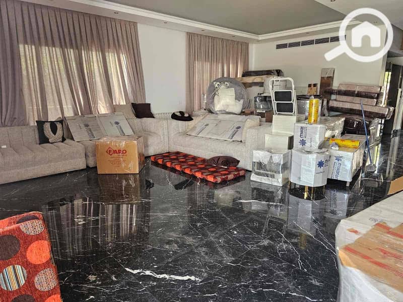 9 108b035a-1805-43ea-8324-73a0660ba999. jpg