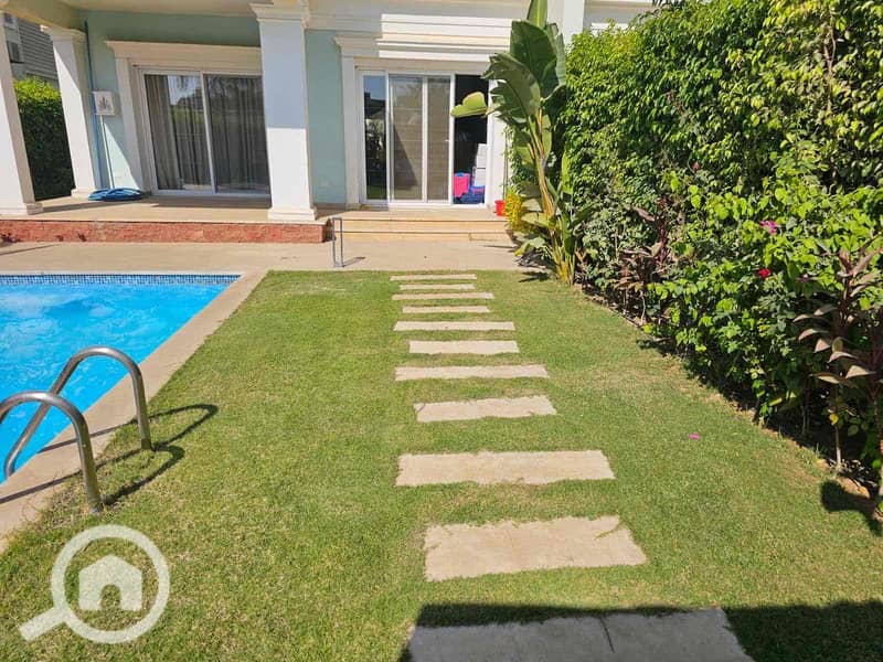 19 0d53b7e5-1750-4553-b9f8-5857a6af45bf. jpg