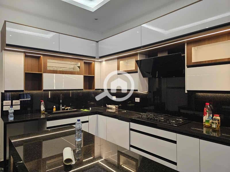 25 e763041a-757e-49d1-b3fb-520fdc02a46e. jpg