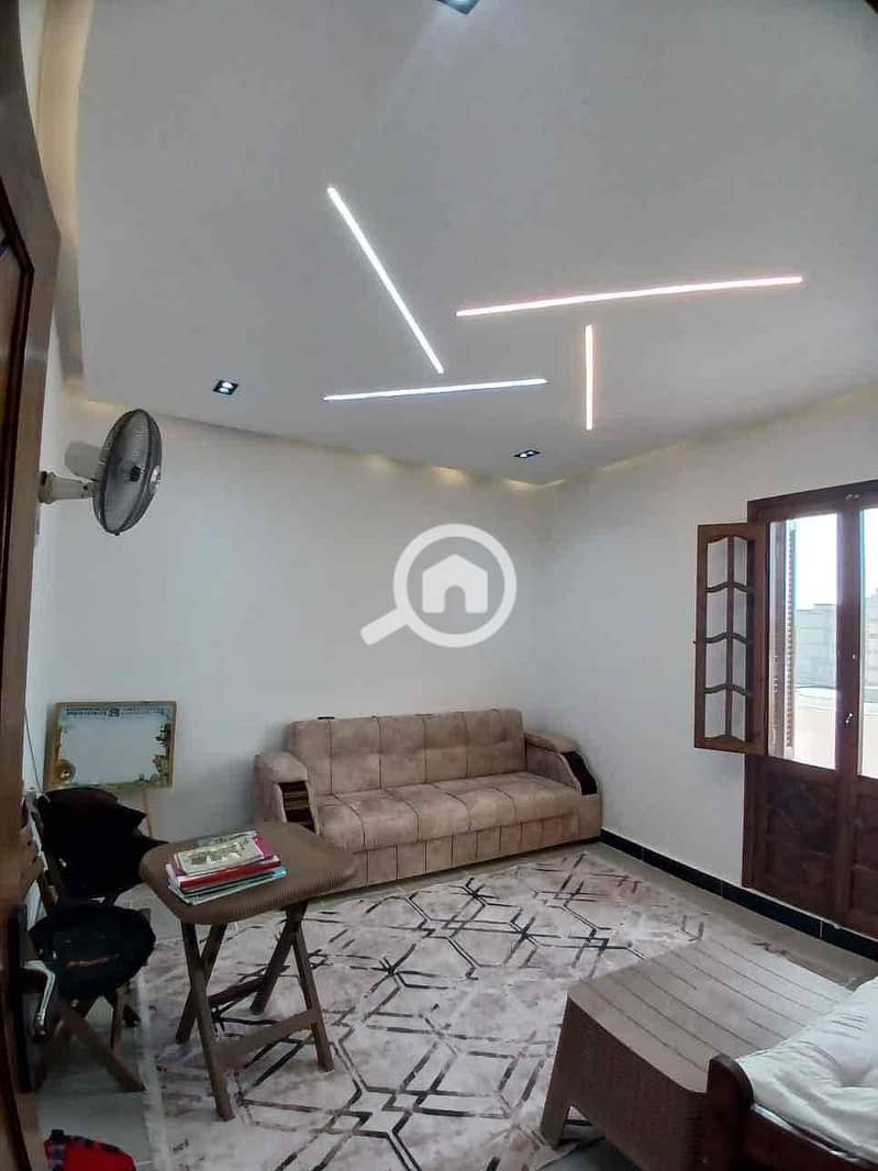 32 811dd700-a57b-4014-bd7e-e477b9397edb. jpg