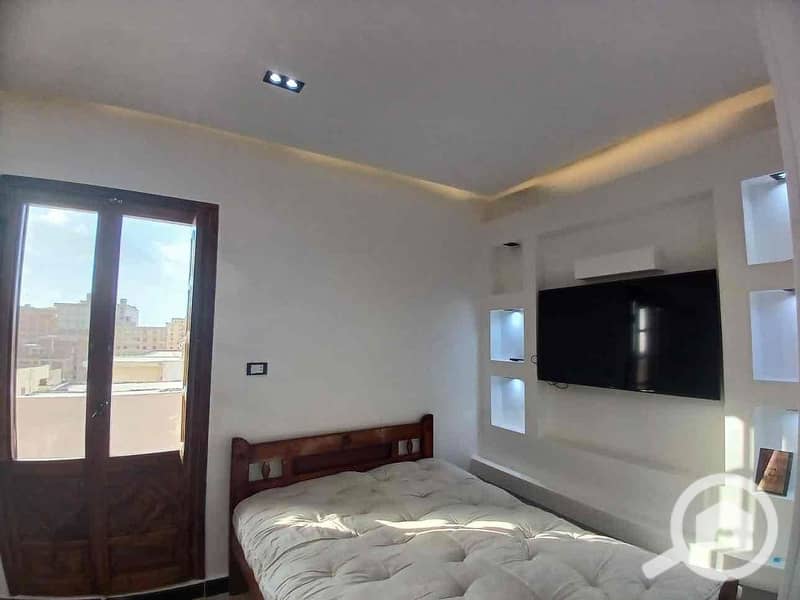 36 4bdabc3d-abd8-4567-ada7-1a85c35eaae4. jpg