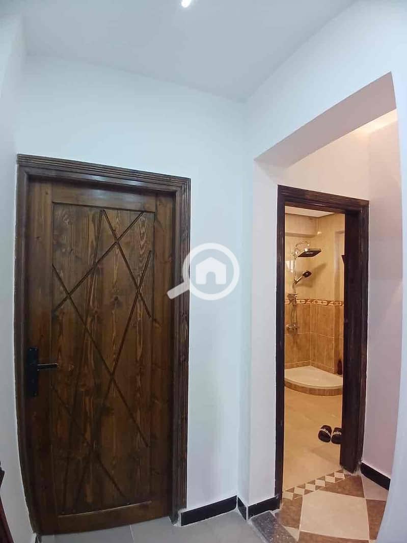 46 efc06d0c-119d-4a27-8786-e21885cb68dc. jpg