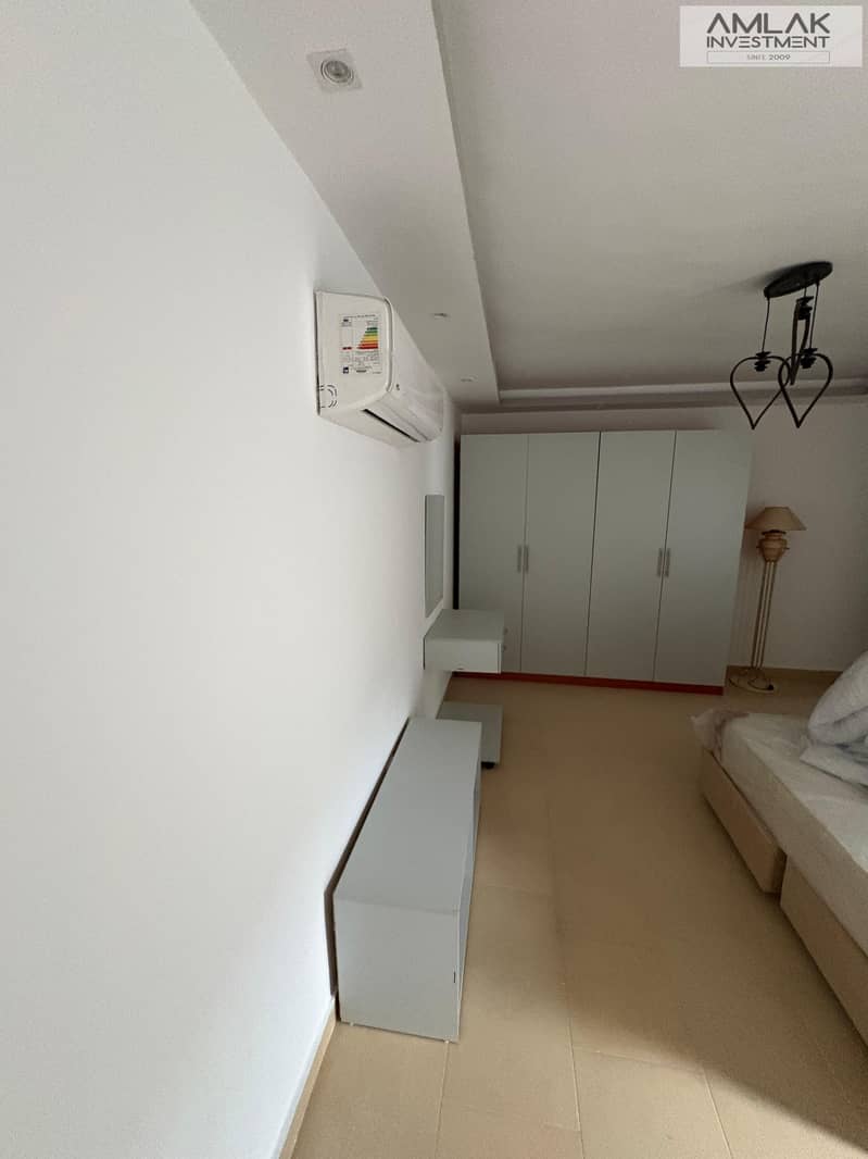 5 1cce553c-cbd0-4b03-9125-7e891d65bd00. jpeg