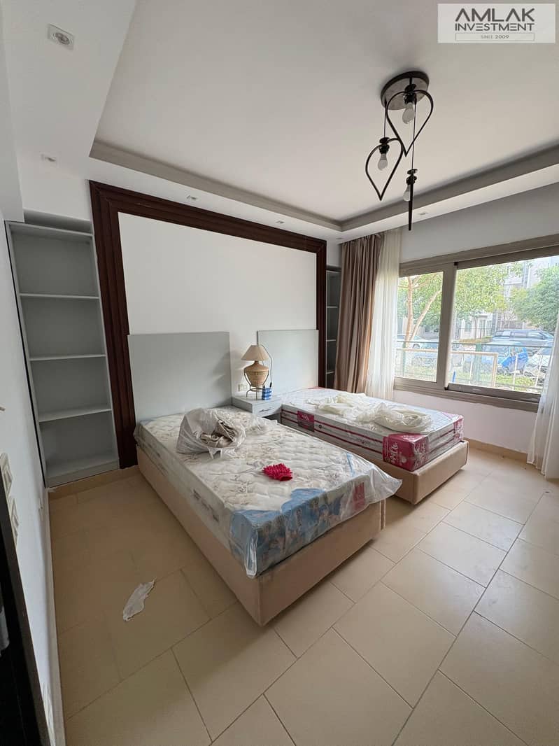 7 6d581bf9-b18c-4bac-add8-b68433da55dd. jpeg