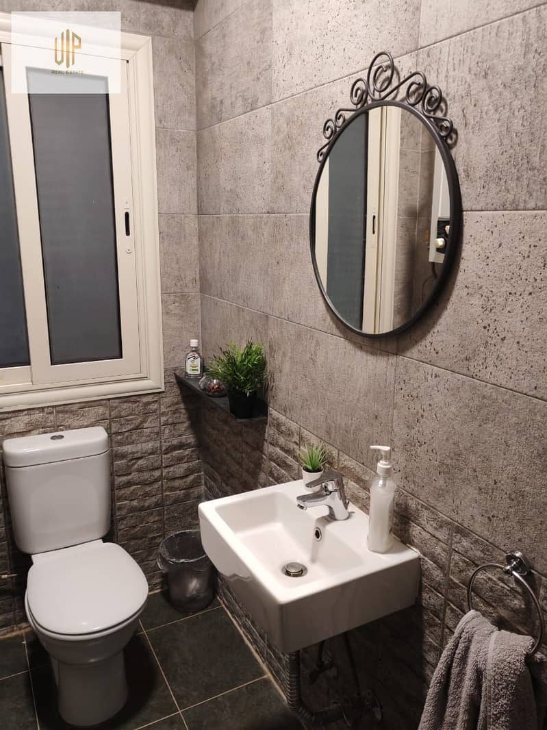 10 WhatsApp Image 2025-11-12 at 12.39. 39_7ab66776. jpg