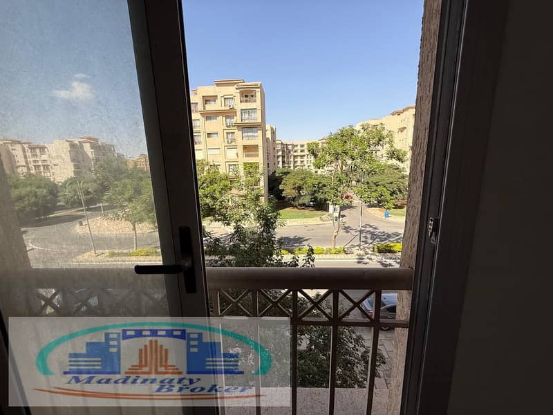 10 c3e1d5f9-f8df-41cb-a6cd-d5dbdddec870. jpeg