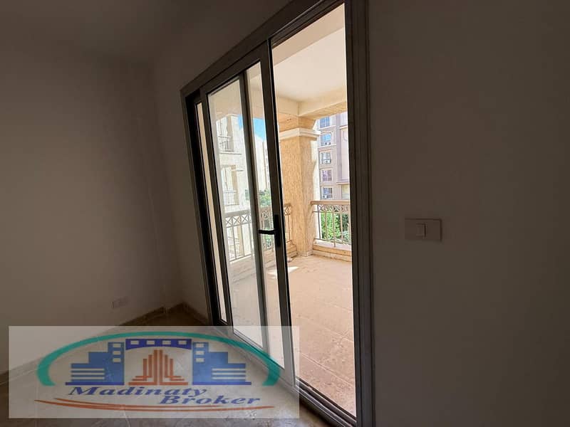 12 f04bebe2-cf10-4e94-b887-0c1e915ff8f6. jpeg