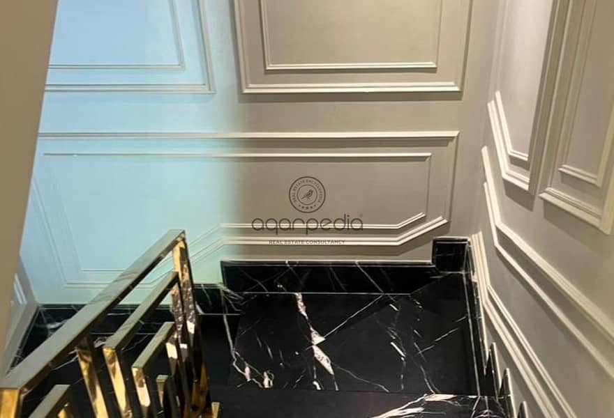 2 2a20aa27-3d04-407b-a97e-f7e4eddb33c4. jpg