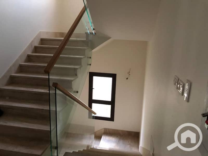 10 WhatsApp Image 2025-11-17 at 15.41. 47 (1). jpeg