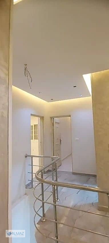 18 WhatsApp Image 2025-11-17 at 4.04. 10 PM. jpeg