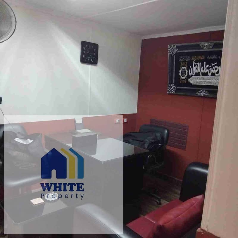 1000582761. jpg 1000582761. jpg