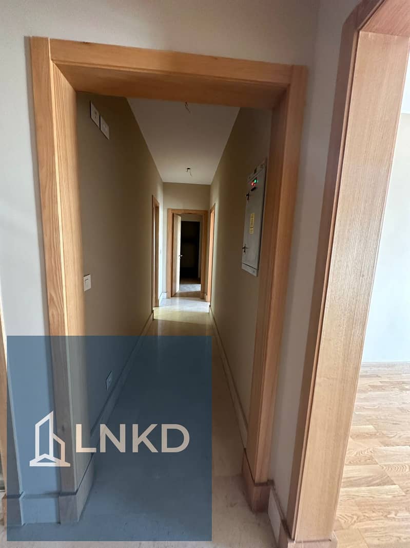 5 32eb0169-0ea1-4de4-99d9-2efd13b6c75b. jpg