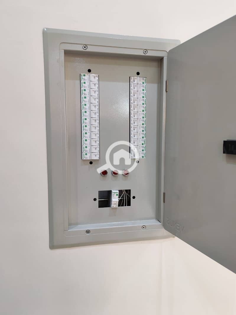 8 صورة واتساب بتاريخ 2025-11-15 في 22.15. 12_b070a17d. jpg