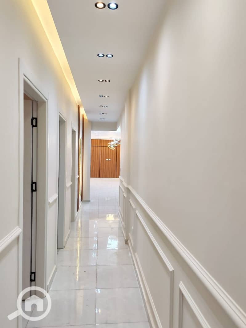 11 صورة واتساب بتاريخ 2025-11-15 في 22.15. 13_7174a75b. jpg