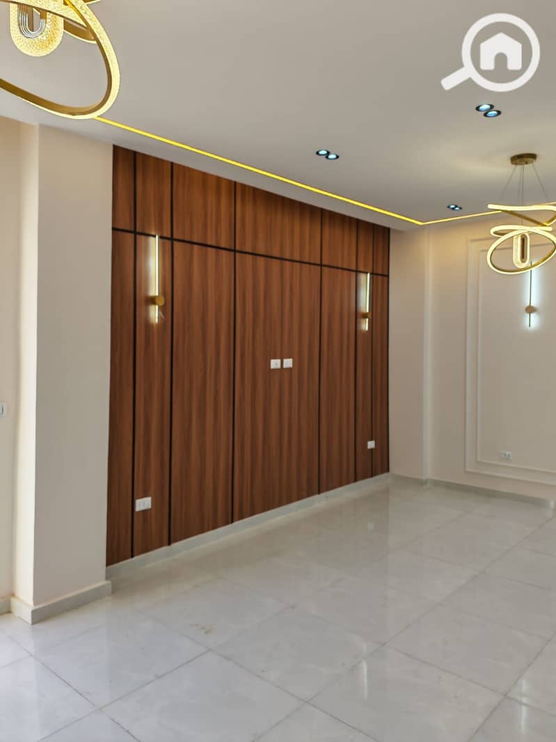 19 صورة واتساب بتاريخ 2025-11-15 في 22.15. 16_0894aa06. jpg