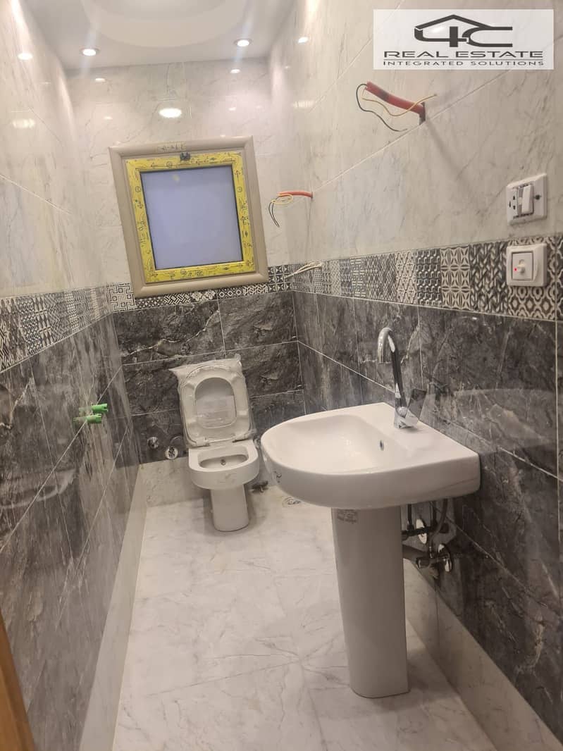 14 WhatsApp Image 2025-11-17 at 3.47. 32 PM (1). jpeg