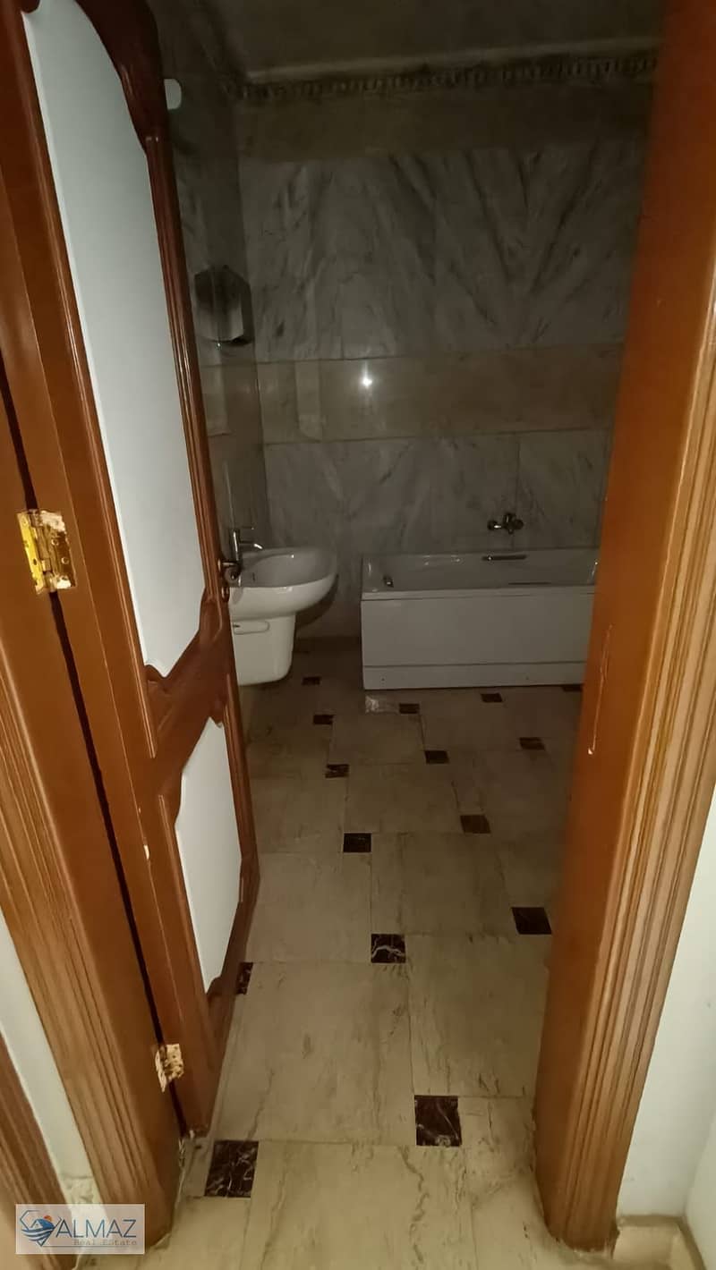 66 WhatsApp Image 2025-11-17 at 3.54. 34 PM (1). jpeg