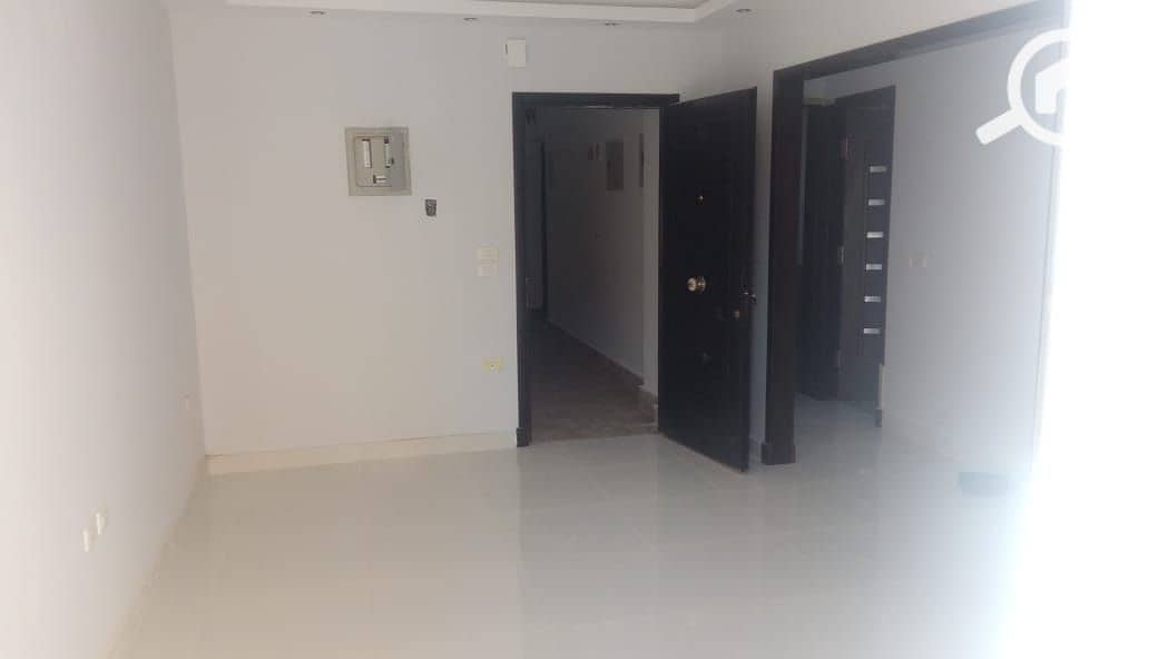 2 4031724e-e6b6-45fc-aa76-9d7224736cd7. jpeg